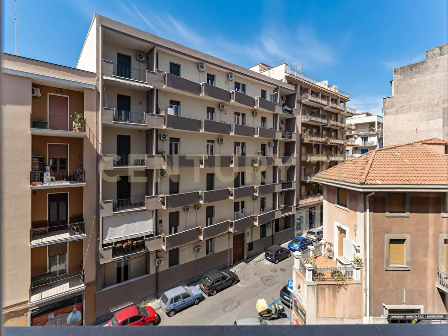Immagine 21 di Appartamento in affitto  in Via Vittorio Emanuele Orlando 130 a Catania