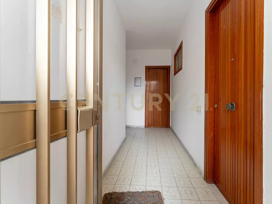 Immagine 11 di Trilocale in vendita  in Via del Sileno 2 a Giardini-Naxos