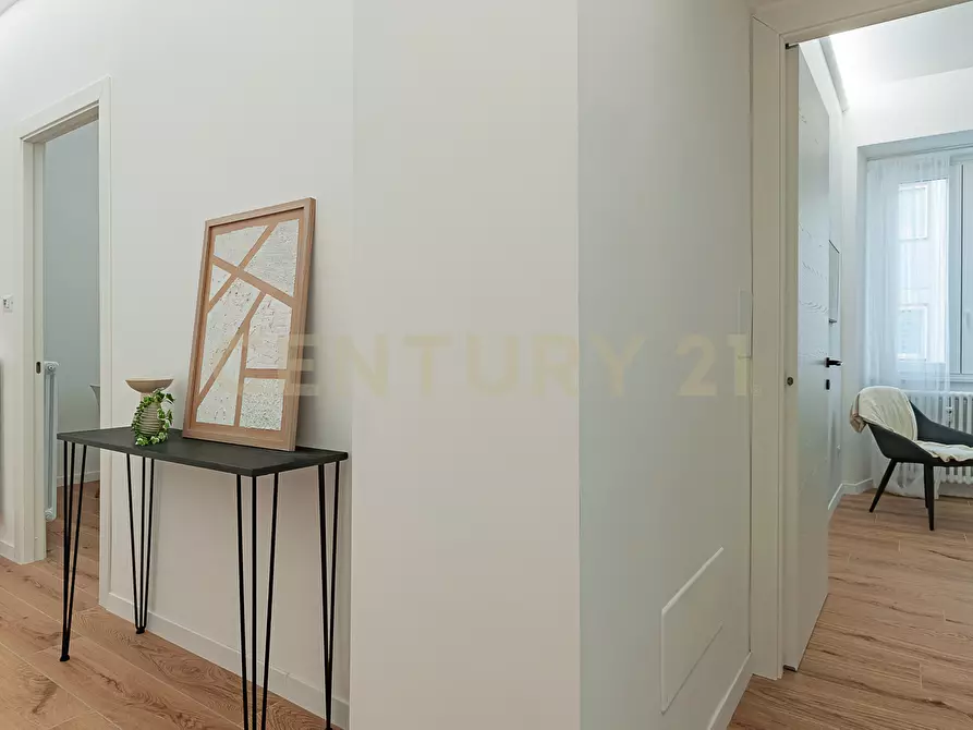 Immagine 22 di Appartamento in vendita  in Via Lampedusa a Roma