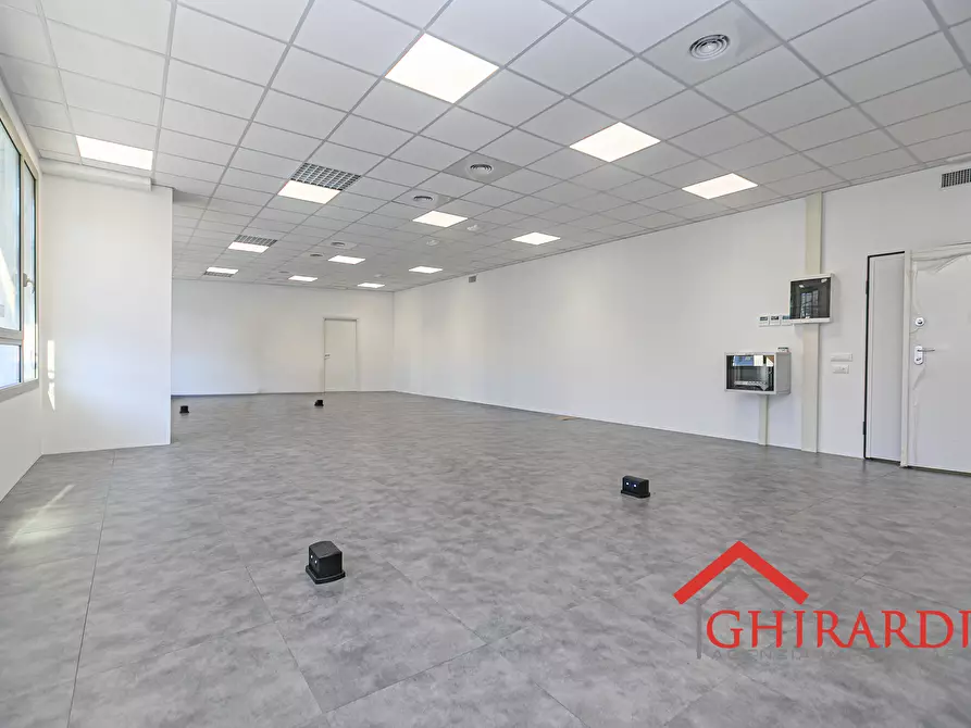 Immagine 21 di Ufficio in affitto  in Via Enrico Albareto 21 a Genova