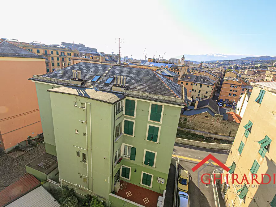 Immagine 26 di Trilocale in vendita  in VIA CHIARAVAGNA 7 a Genova