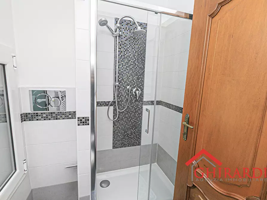 Immagine 16 di Bilocale in affitto  in VIA R.A.VIGNA 8 a Genova