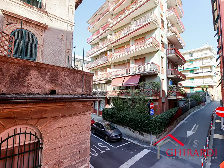 Immagine 28 di Trilocale in vendita  in VIA F. RAVASCHIO 17 a Genova