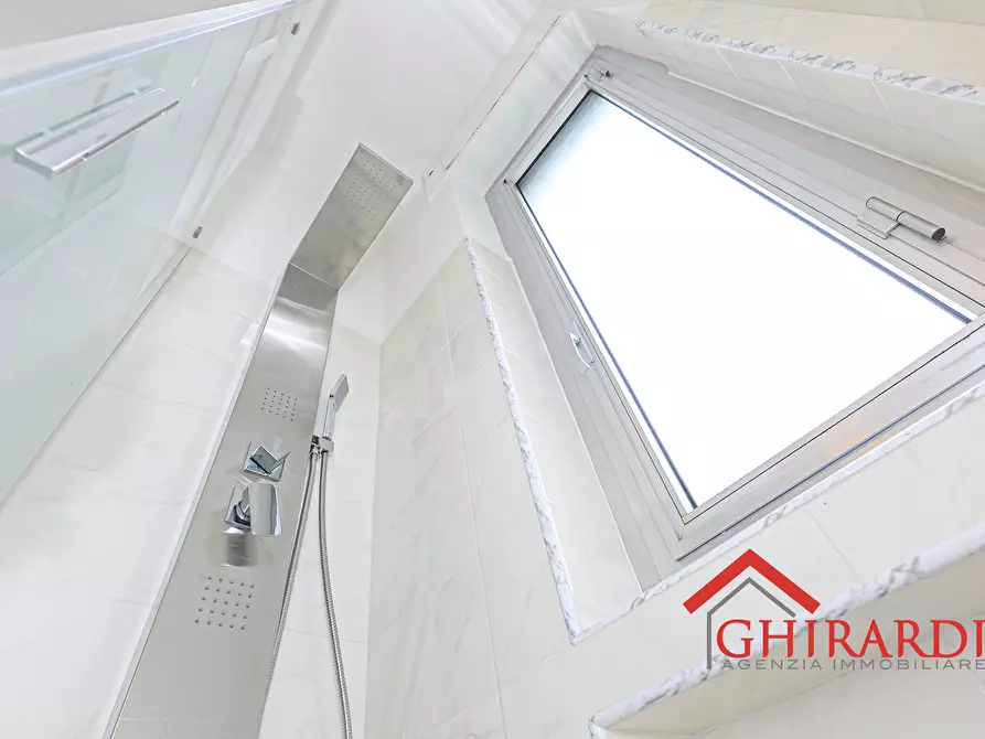 Immagine 22 di Bilocale in affitto  in Via Santa Maria della Costa 7 a Genova