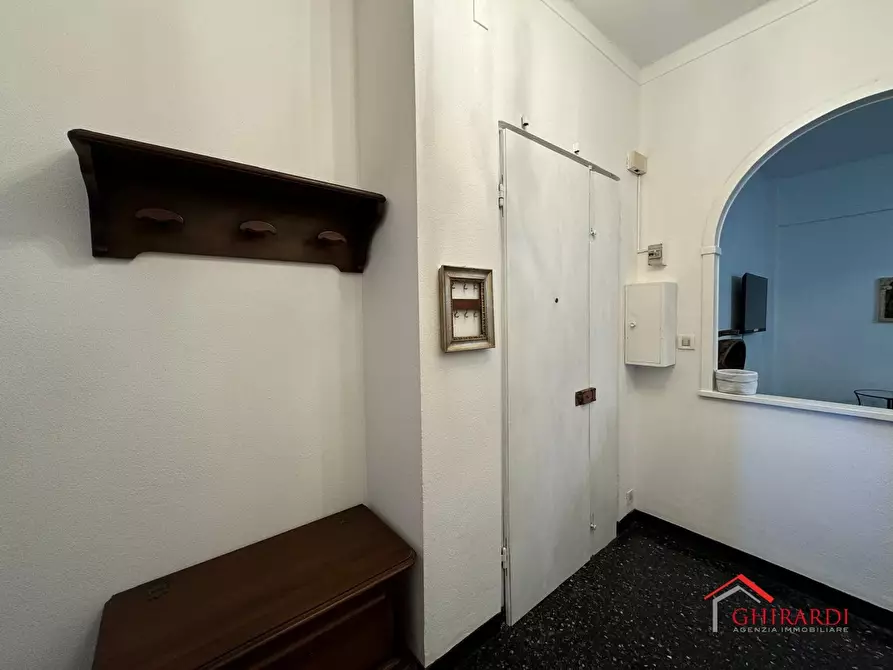Immagine 3 di Trilocale in affitto  in Via G. F. Porrata 37 a Genova