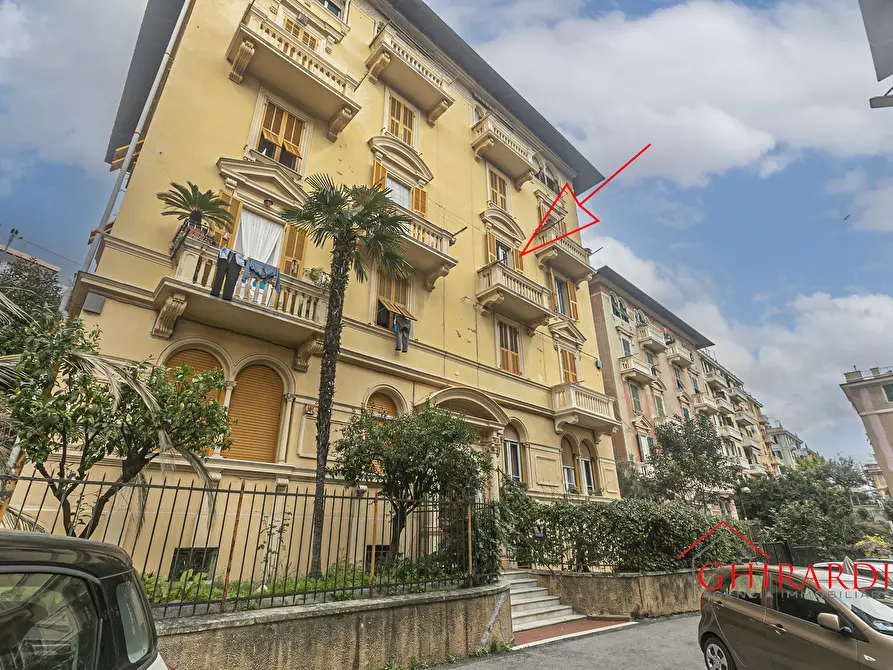 Immagine 1 di Quadrilocale in vendita  in VIA DELL'INSURREZIONE 19 a Genova