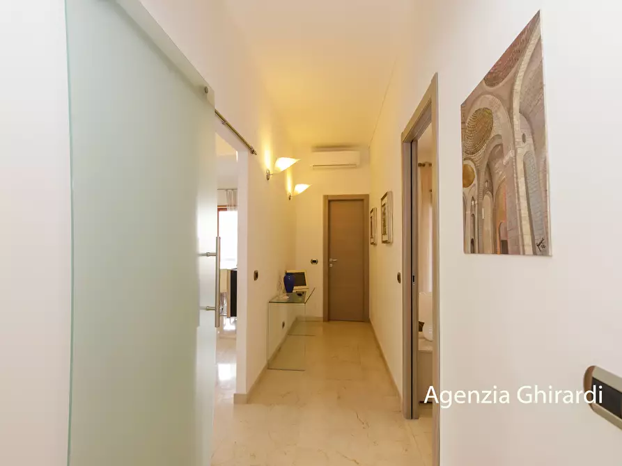 Immagine 32 di Quadrilocale in affitto  in Via Briscata 28 a Genova