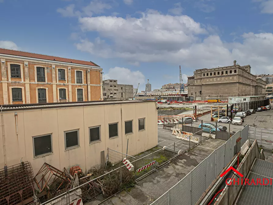 Immagine 42 di Quadrilocale in affitto  in Calata Andalò di Negro 3 a Genova