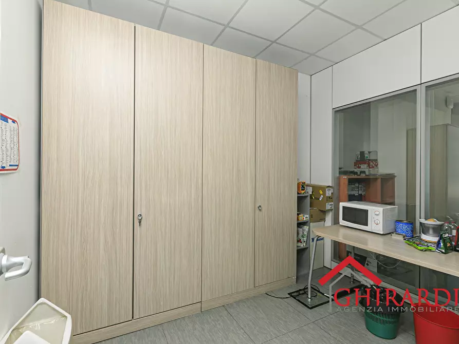 Immagine 26 di Ufficio in vendita  in Via delle Nuove Tecnologie Enrico Albareto 21 a Genova