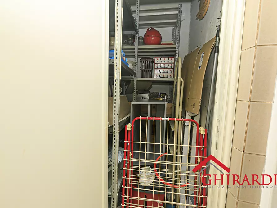 Immagine 28 di Trilocale in vendita  in Via Pier Domenico da Bissone 4 a Genova