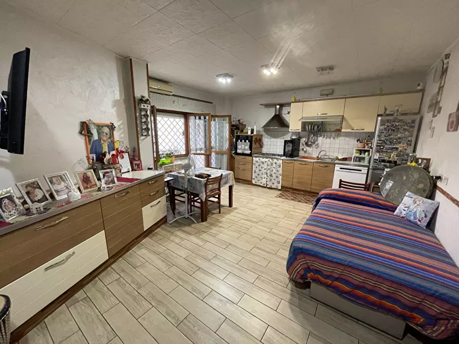 Immagine 4 di Trilocale in vendita  in Via Risorgimento 1 a Nettuno