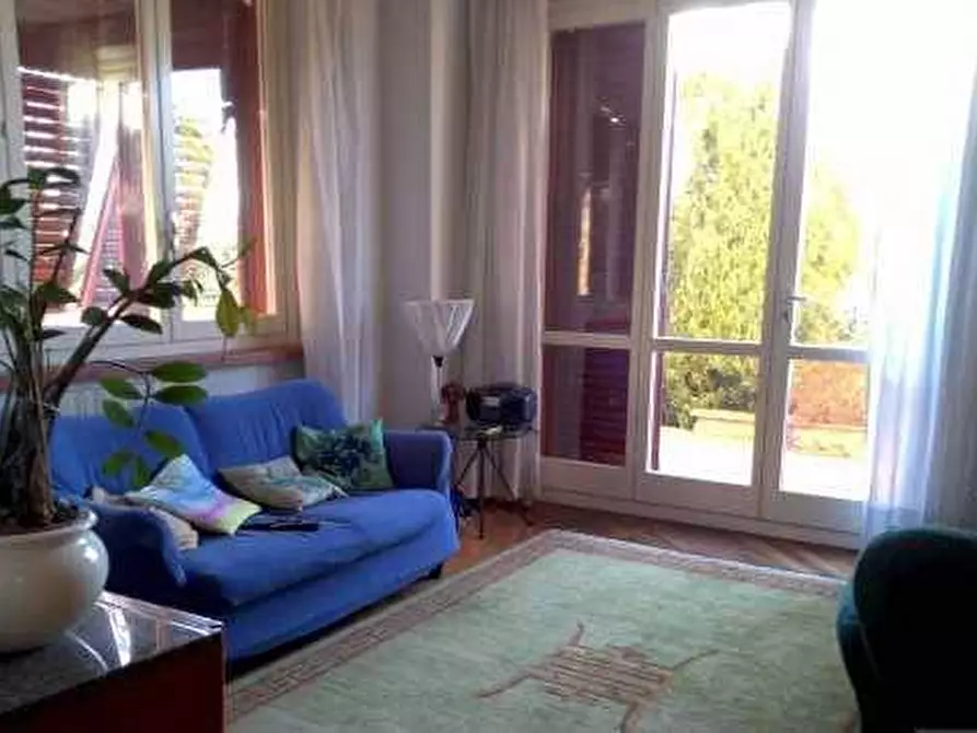 Immagine 12 di Casa indipendente in vendita  a Livorno