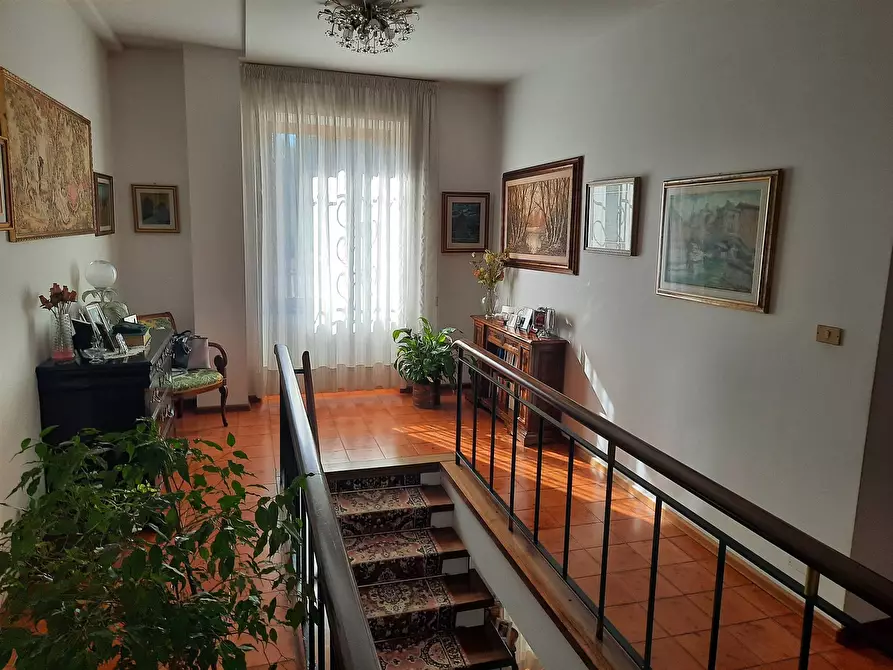 Immagine 16 di Appartamento in vendita  a Livorno