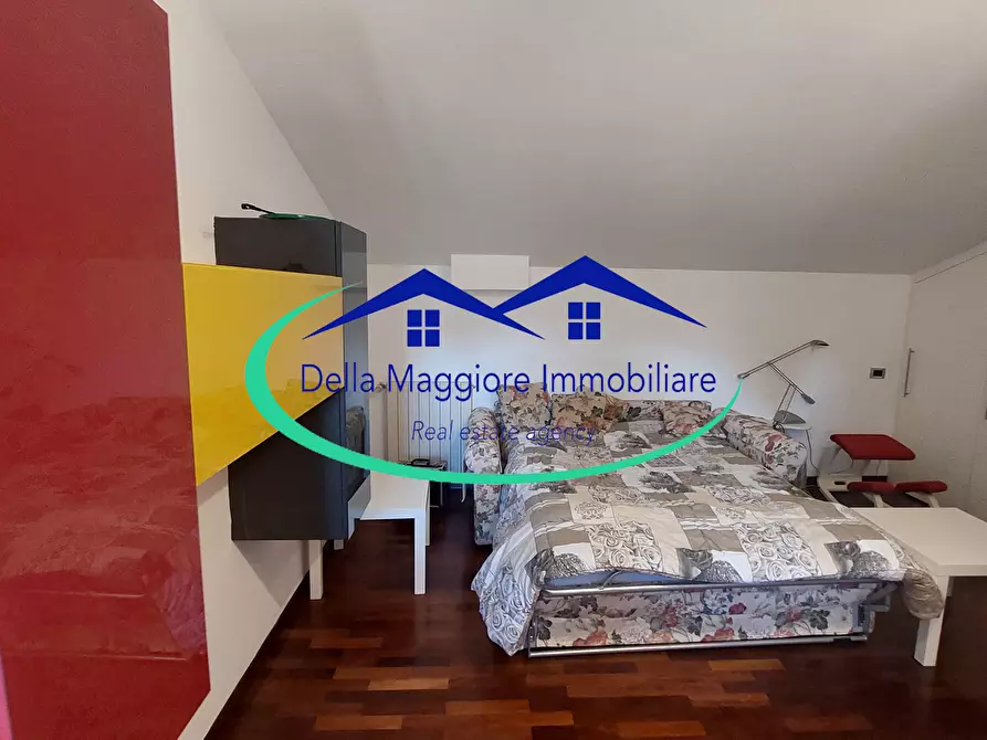 Immagine 25 di Casa bifamiliare in vendita  a Livorno