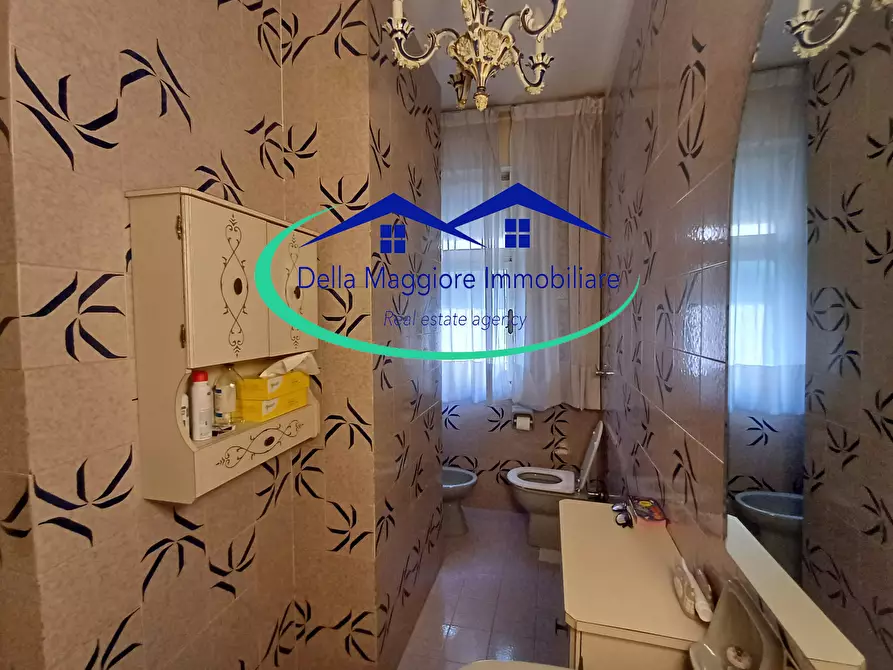 Immagine 13 di Appartamento in vendita  a Livorno