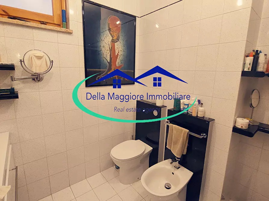 Immagine 21 di Villetta a schiera in vendita  a Livorno