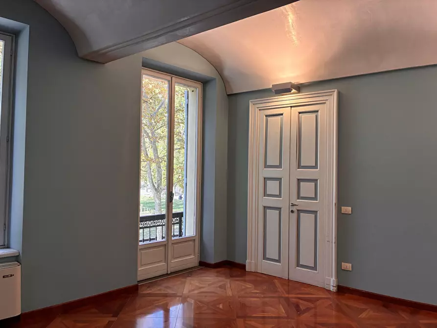 Immagine 9 di Ufficio in affitto  a Parma