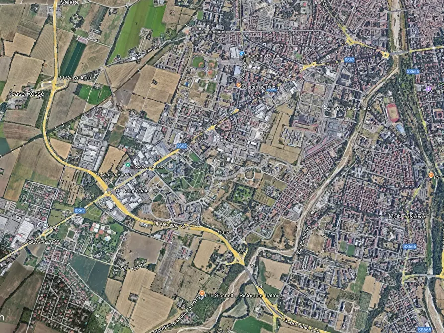 Immagine 2 di Attività artigianale in vendita  a Parma