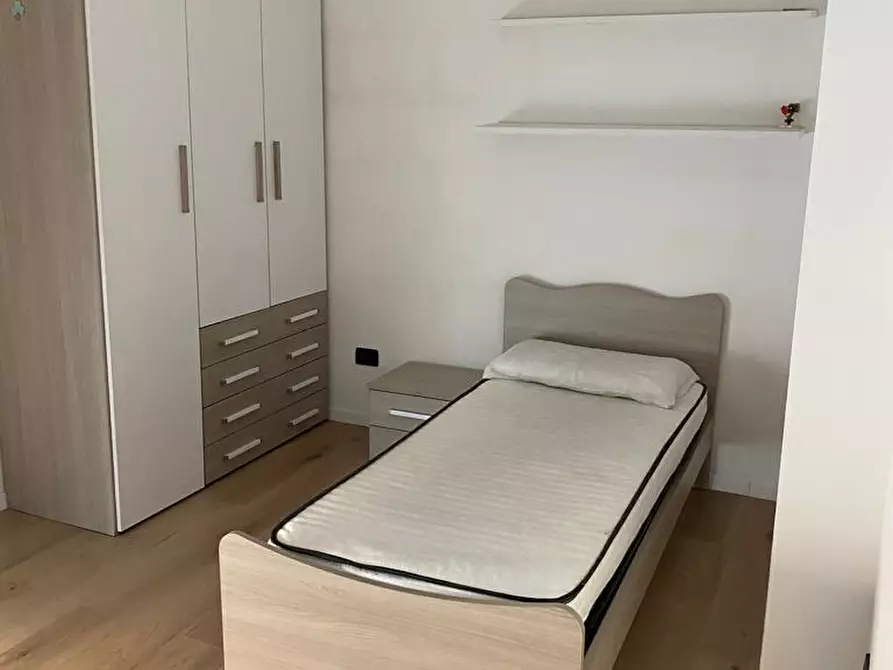 Immagine 1 di Stanza singola in affitto  in VIA SAN BARTOLOMEO a Trento