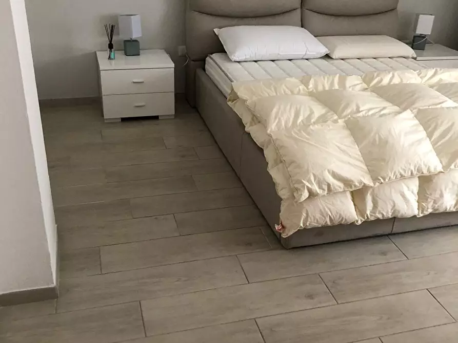 Immagine 6 di Stanza singola in affitto  a Trento