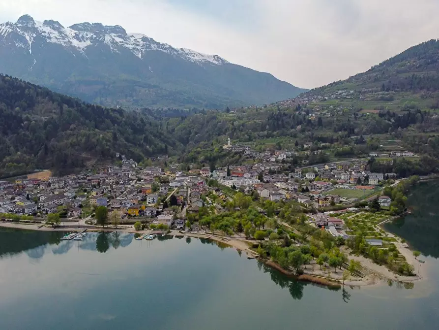 Immagine 1 di Casa indipendente in vendita  in calceranica al lago a Calceranica Al Lago