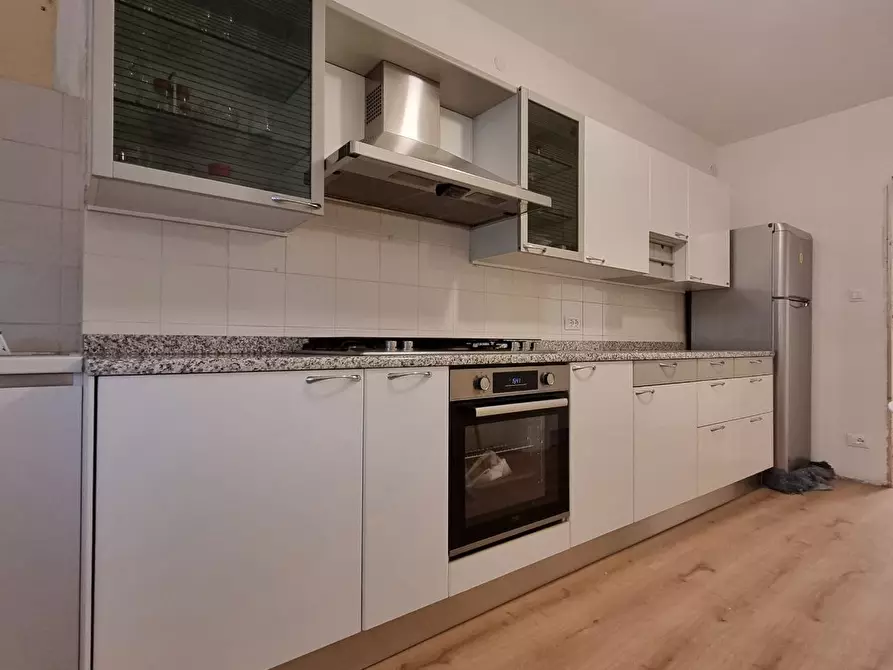 Immagine 4 di Stanza singola in affitto  a Trento