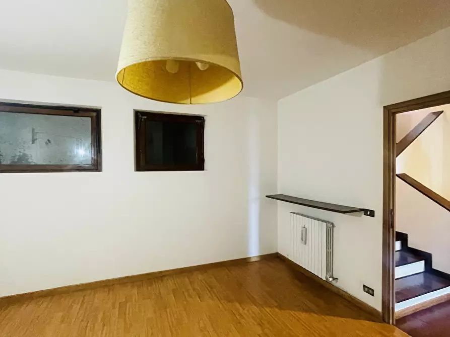 Immagine 9 di Porzione di casa in vendita  in Via Montegallo a Osimo