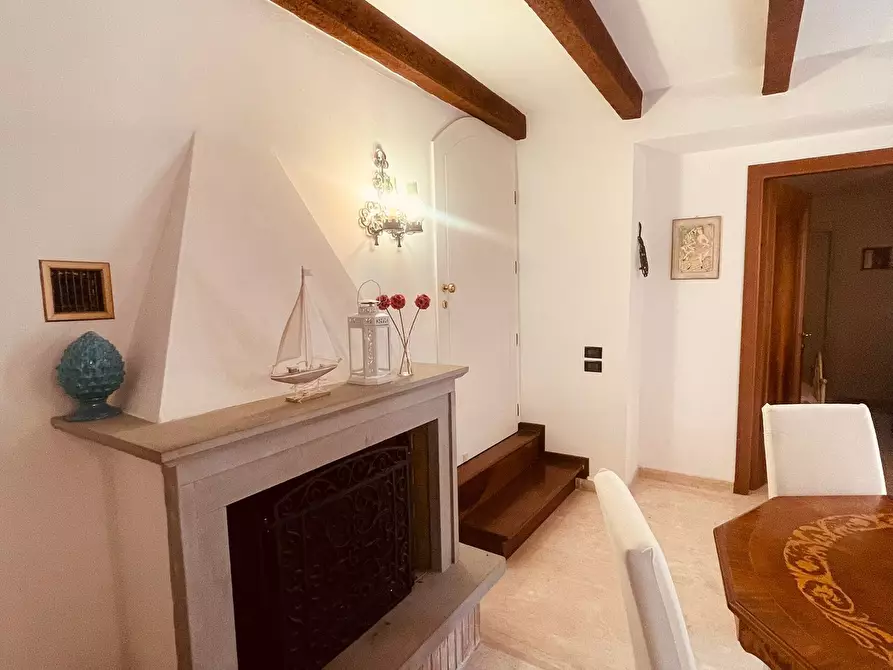 Immagine 18 di Casa bifamiliare in affitto  in Via Fonte Olio a Ancona