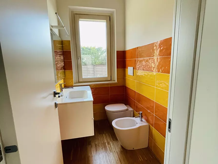 Immagine 11 di Porzione di casa in vendita  in Via Barcaglione a Ancona