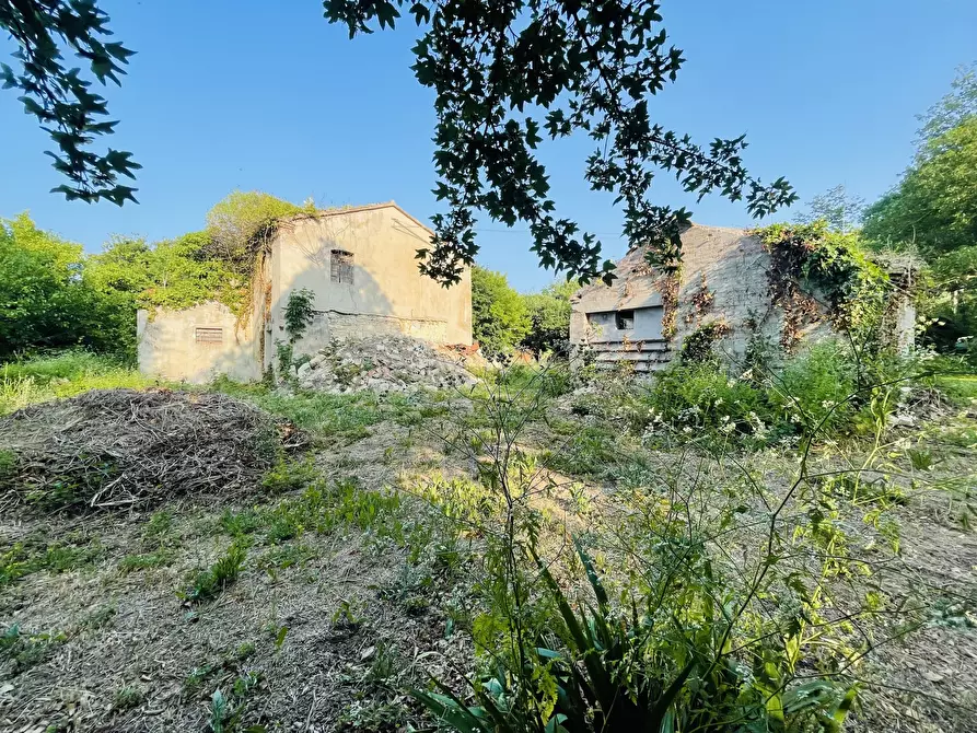 Immagine 10 di Rustico / casale in vendita  in Via Inferno a Camerano