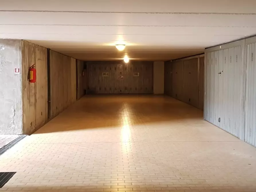 Immagine 7 di Garage in vendita  in Via Capinera 25 a San Remo