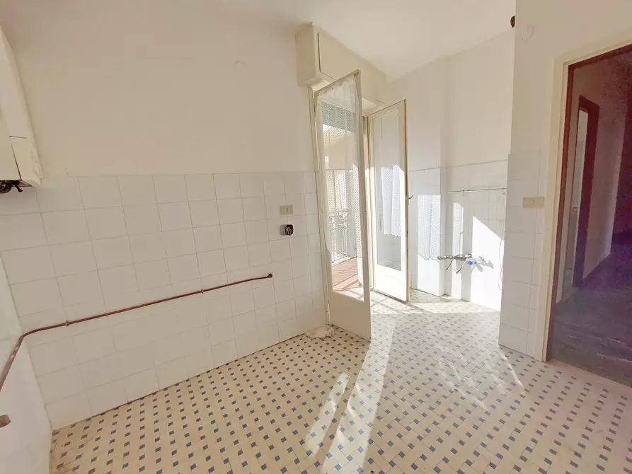 Immagine 14 di Trilocale in affitto  in Via Meridiana 25 a San Remo