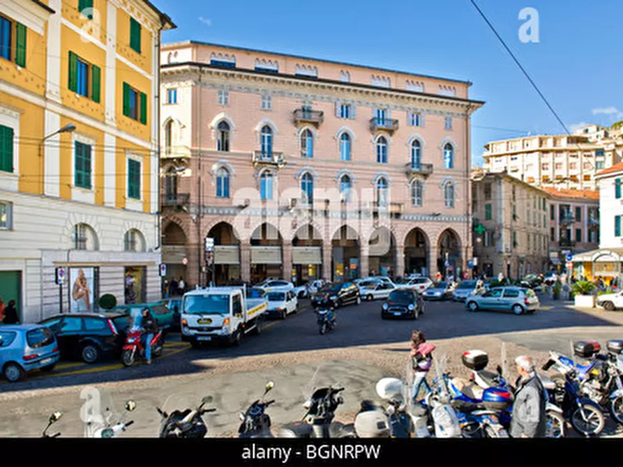 Immagine 20 di Bilocale in vendita  in Via Zeffiro Massa 84 a San Remo