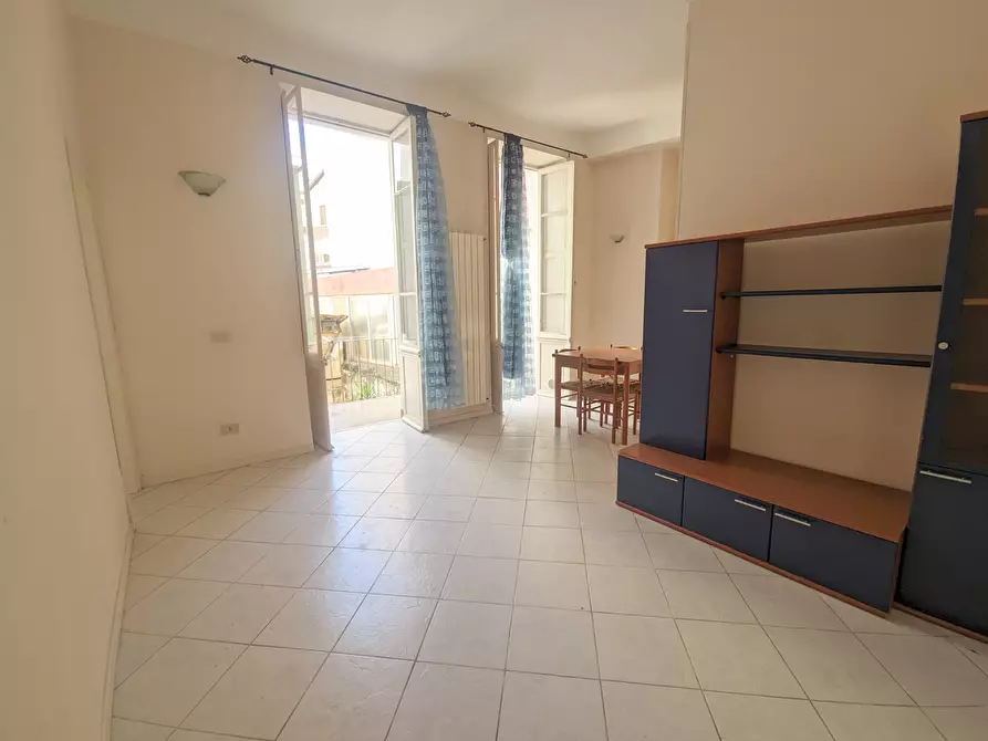 Immagine 5 di Bilocale in vendita  in Via Zeffiro Massa 84 a San Remo