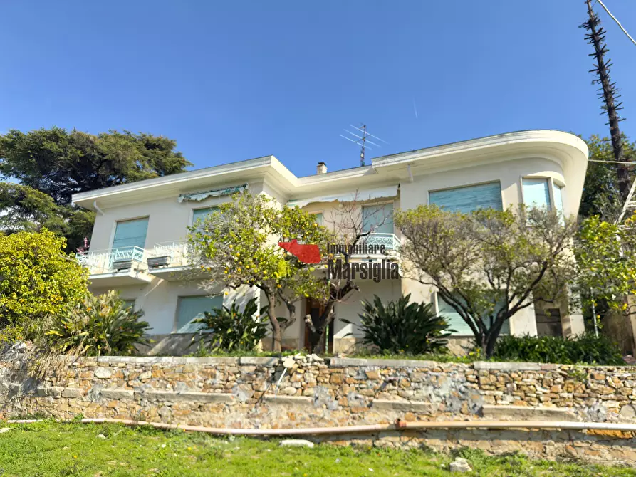 Immagine 1 di Casa indipendente in vendita  in Via G. D'Annunzio 60 a San Remo