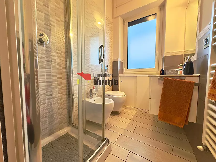 Immagine 22 di Pentalocale in vendita  in Corso Guglielmo Marconi 150 a San Remo