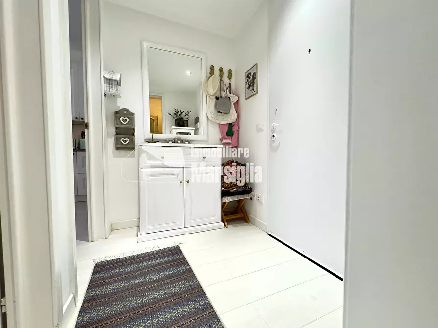 Immagine 10 di Bilocale in vendita  in Salita Grand Albergo 6 a San Remo