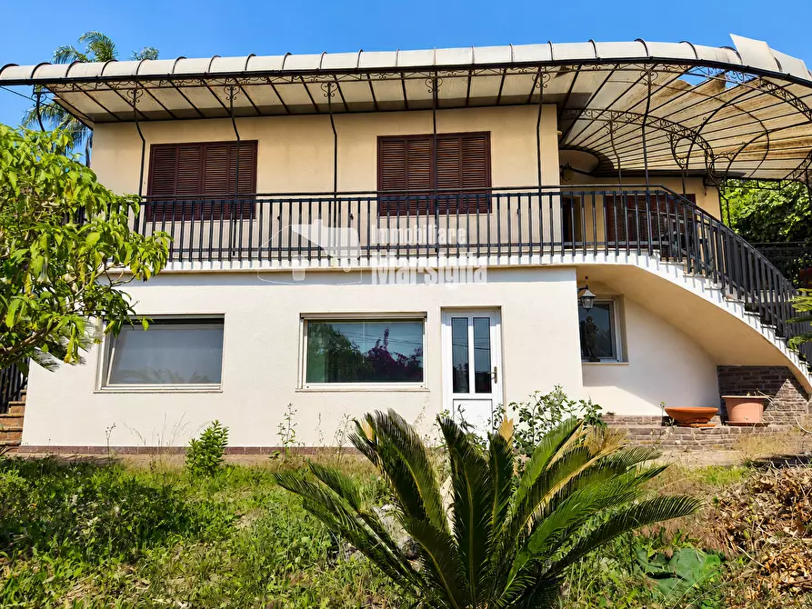 Immagine 3 di Casa indipendente in vendita  in Via Gabriele D'Annunzio snc a San Remo