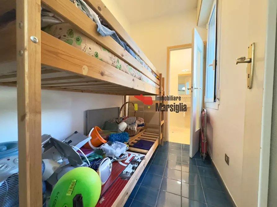 Immagine 19 di Quadrilocale in vendita  in Via Legnano 8 a San Remo