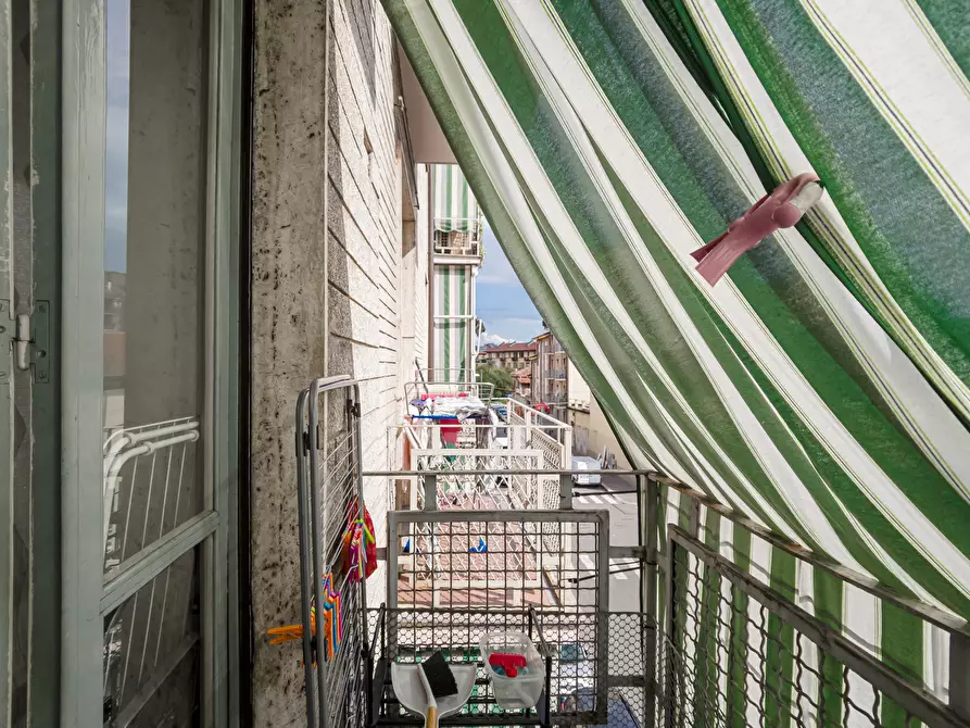 Immagine 16 di Bilocale in vendita  in Via Luigi Goytre a Torino