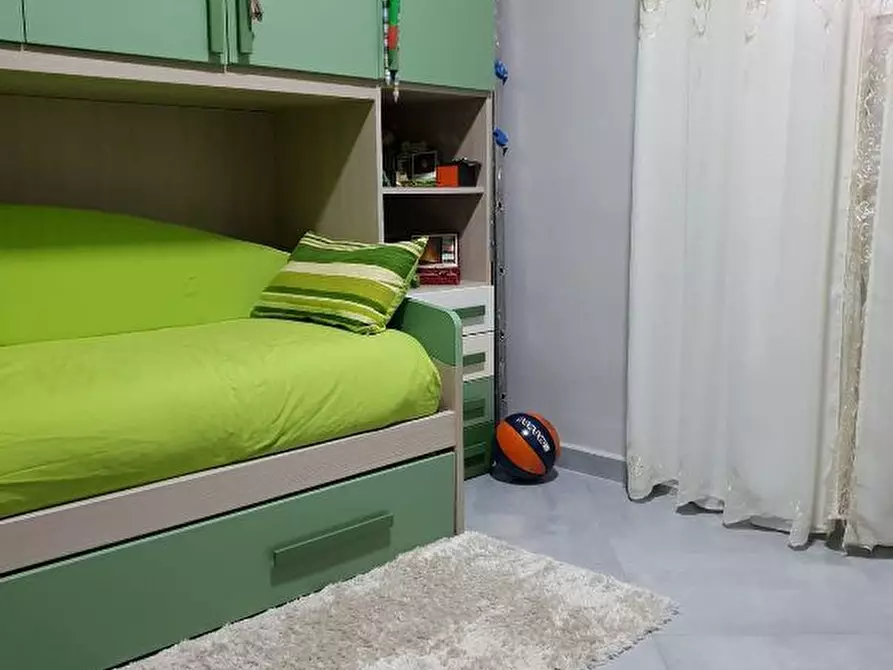 Immagine 2 di Appartamento in vendita  a Livorno