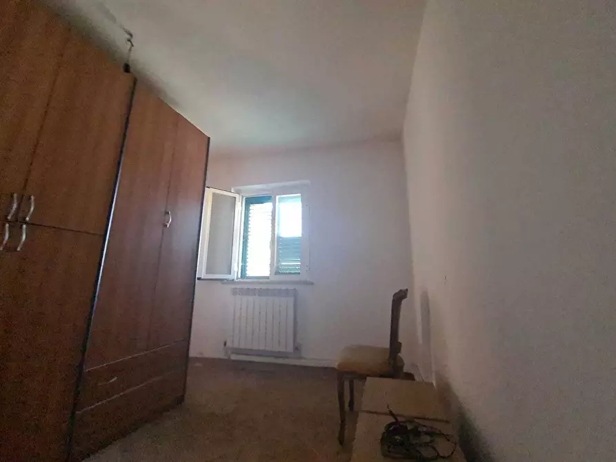 Immagine 2 di Porzione di casa in vendita  a Livorno