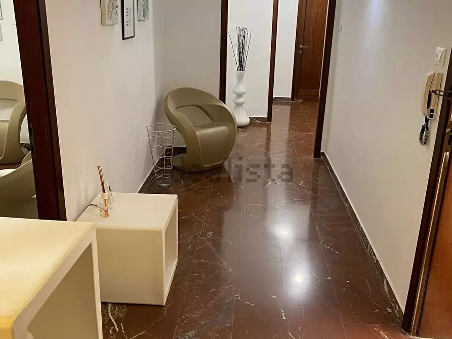 Immagine 8 di Pentalocale in vendita  a Livorno