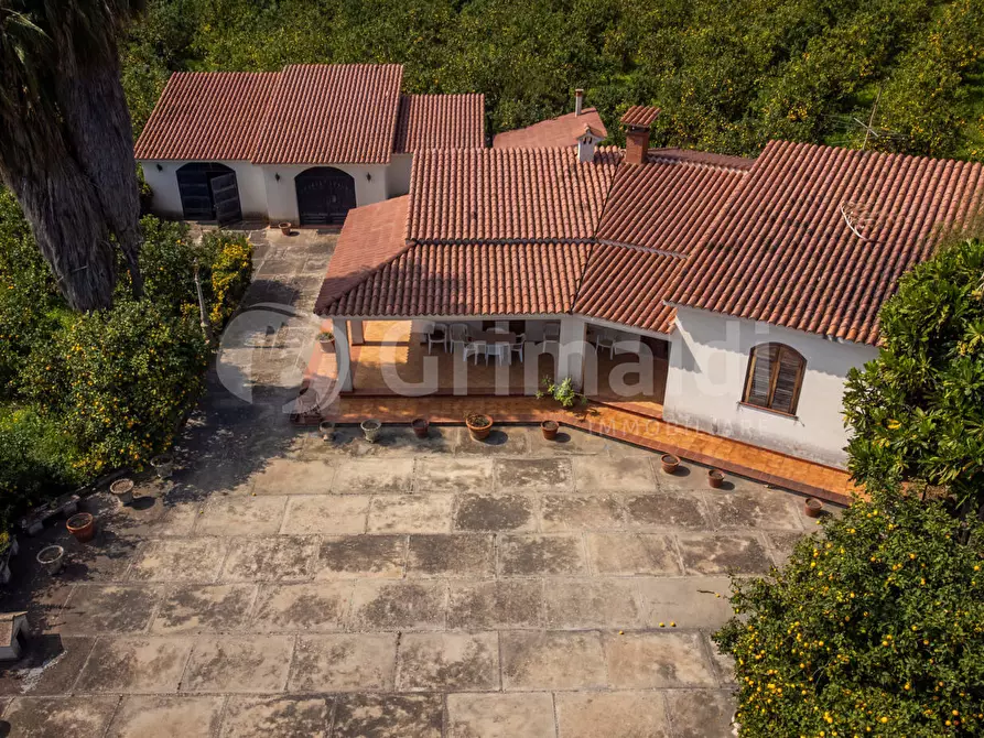Immagine 3 di Villa in vendita  in Via Bella Pettinata 1 a Avola