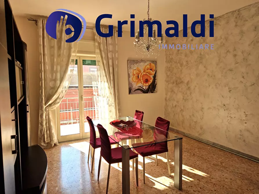 Immagine 8 di Trilocale in vendita  in Via Diomede Carafa 34 a Napoli