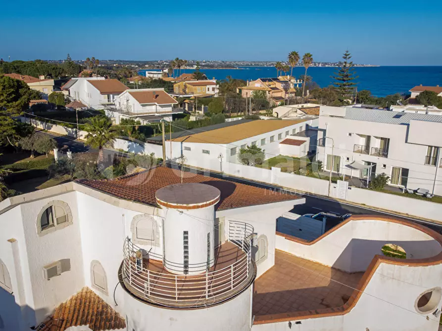 Immagine 3 di Casa indipendente in vendita  in Traversa Renella 96 a Siracusa