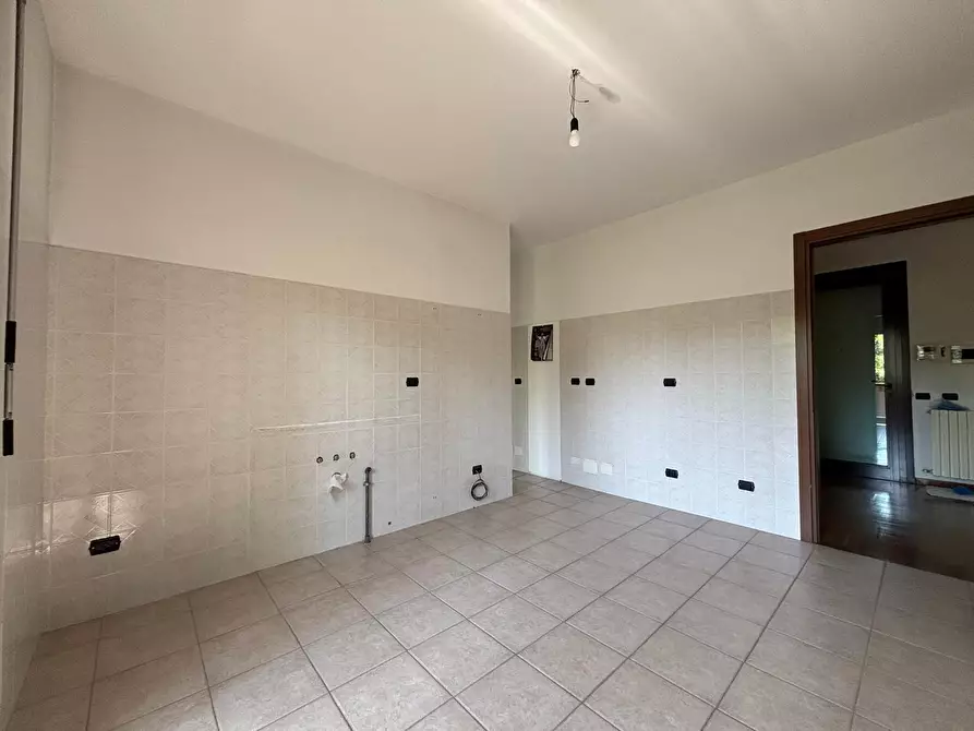 Immagine 17 di Trilocale in vendita  a Como