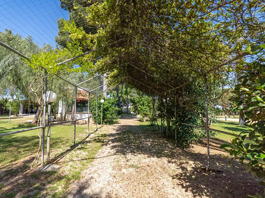 Immagine 18 di Villa in vendita  in Via Taverna 21 a Nardo'