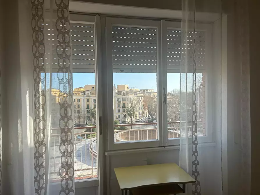 Immagine 13 di Appartamento in vendita  a Roma