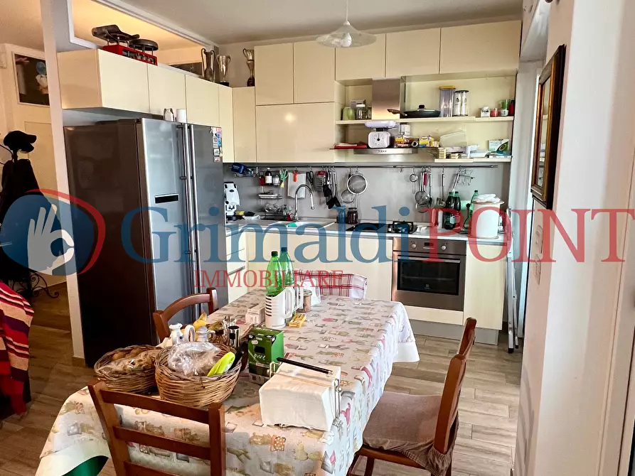 Immagine 5 di Trilocale in vendita  a Lecce